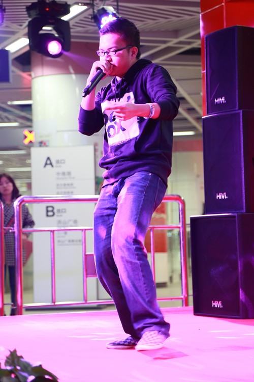 b-box表演 王铖焱摄